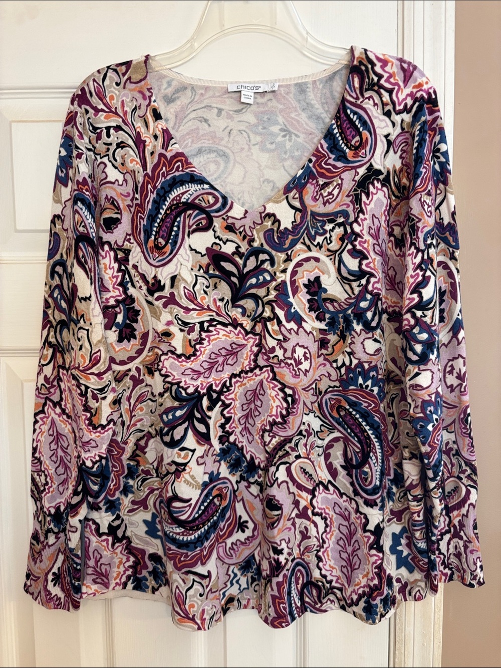 Chico's Pink and Navy Paisley V‑Neck Long Sleeve Top large (Chicos 2)